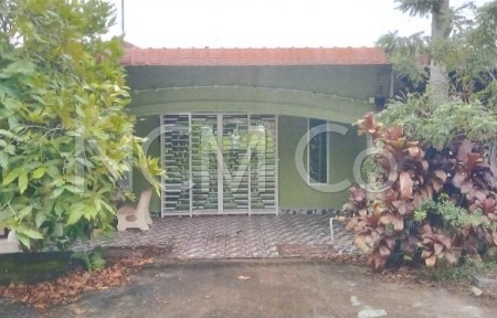 Terrace House For Auction at Arau
