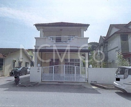 Bungalow House For Auction at Taman Keenways