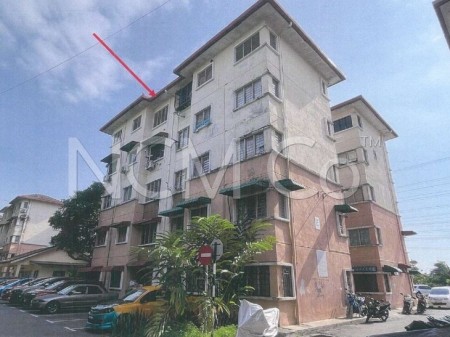 Apartment For Auction at Melor Apartment