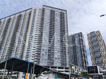 Condo For Auction at Platinum Splendor