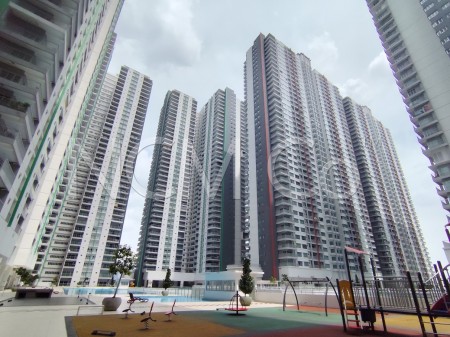 Serviced Residence For Auction at Razak City Residences