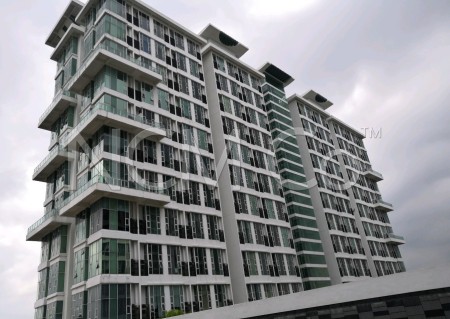 SOHO For Auction at The Scott Garden