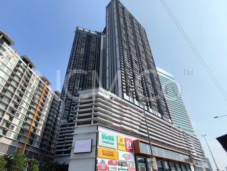 Serviced Residence For Auction at BloomsVale