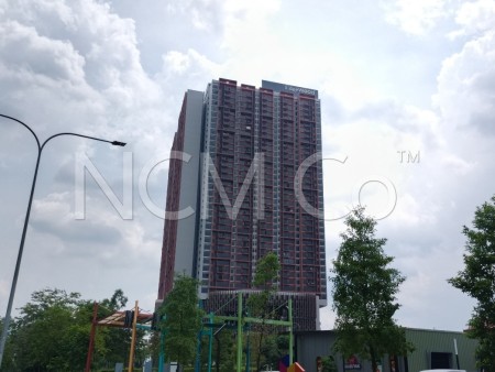 Apartment For Auction at EdgeWood Residence@Sky Sanctuary