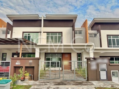 Terrace House For Auction at Bandar Springhill