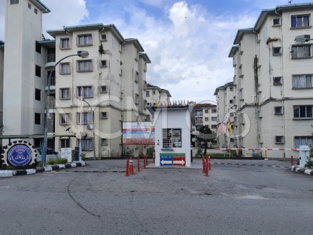 Apartment For Auction at Lilywood Court