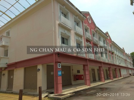 Serviced Residence For Auction at Laketown Apartment (Bukit Merah Resort)