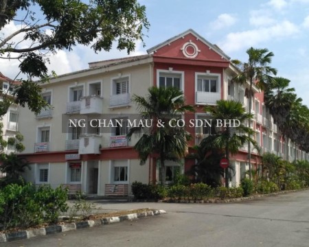 Serviced Residence For Auction at Laketown Apartment (Bukit Merah Resort)