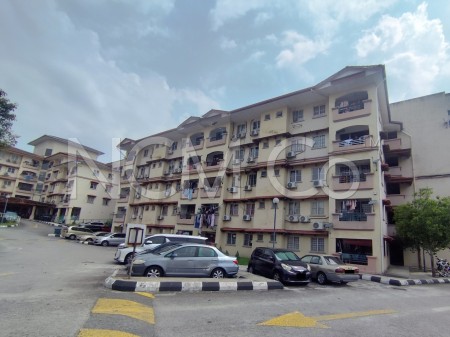 Apartment For Auction at Cengal Apartment