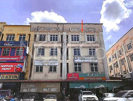 Shop For Auction at Synergy Square