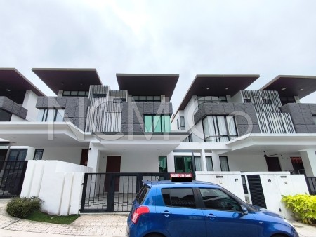 Terrace House for Auction