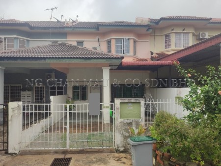 Terrace House For Auction at Taman Kemuning