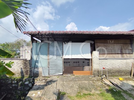 Terrace House For Auction at Taman Angsamas