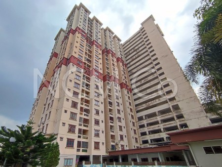 Apartment For Auction at Permai Putera