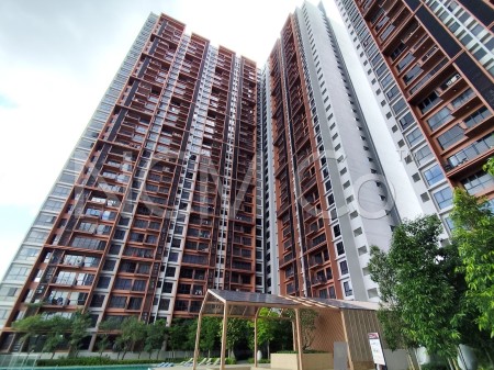 Apartment For Auction at EdgeWood Residence@Sky Sanctuary