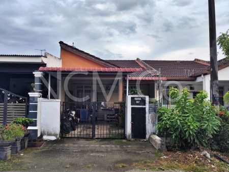 Terrace House For Auction at Taman Seri Mambau