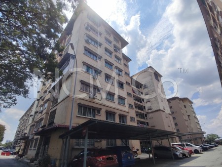 Apartment For Auction at Puchong Permata 1