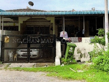 Terrace House For Auction at Taman Desa Impian