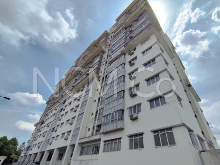 Apartment For Auction at The Residence 1