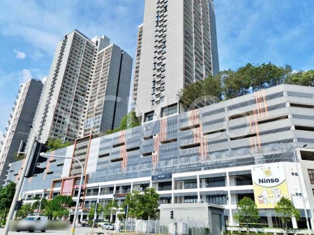 Shop Office For Auction at Emporis