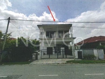 Bungalow House For Auction at Taman Tasik Senangin
