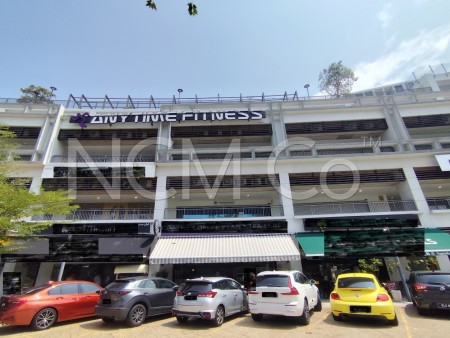 Shop For Auction at Radia Business Suites