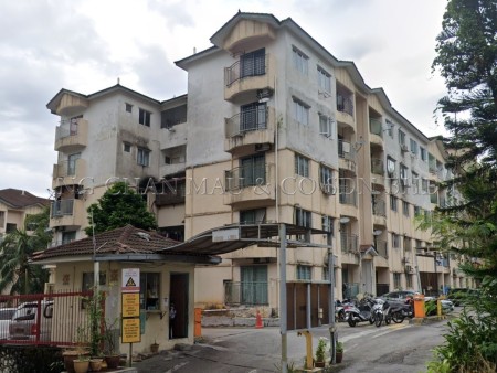 Apartment For Auction at Pangsapuri Cemara