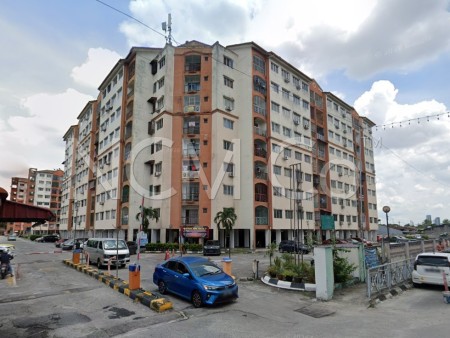 Apartment For Auction at Impian Sentosa