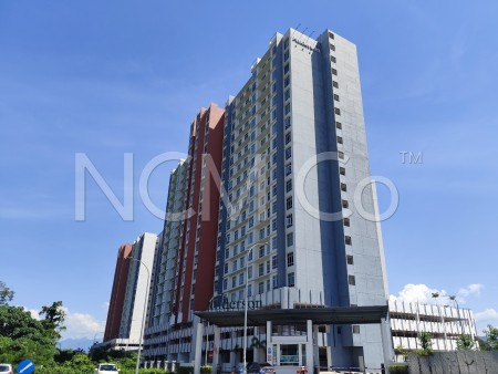 Apartment For Auction at The Anderson