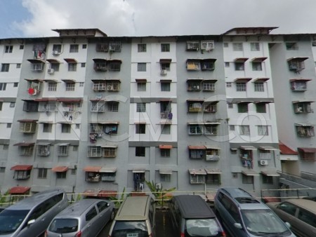 Apartment For Auction at Segar Apartments