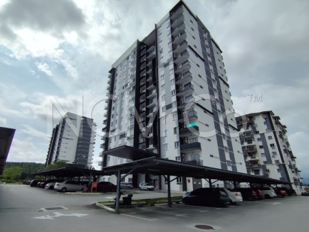 Apartment For Auction at Perdana Park