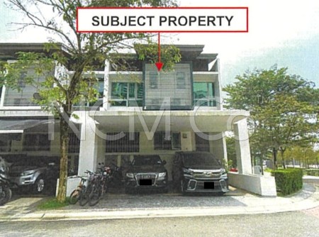 Terrace House For Auction at Schubert