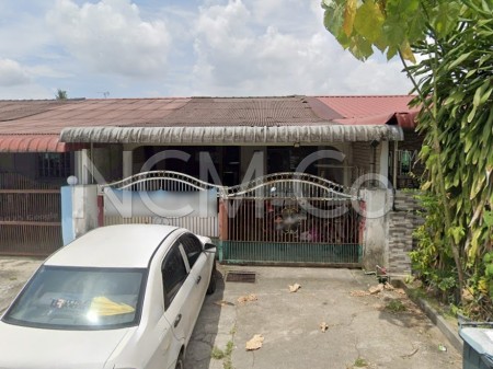 Terrace House For Auction at Taman Selasih