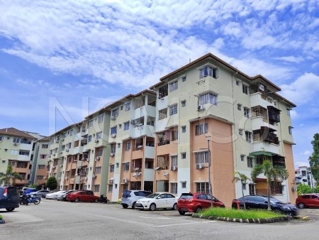Apartment For Auction at Sutera Apartment