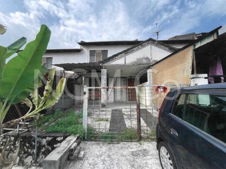 Terrace House For Auction at Taman Kantan Permai