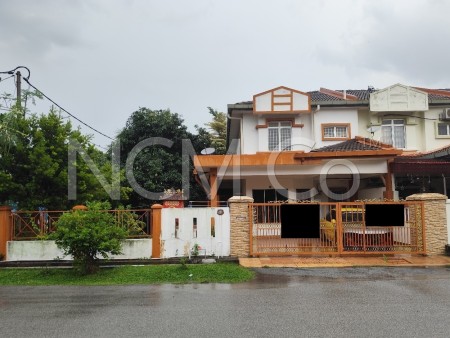 Terrace House For Auction at Taman Seri Emas