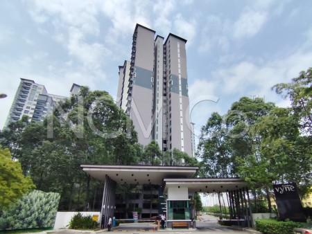 Condo For Auction at The Vyne