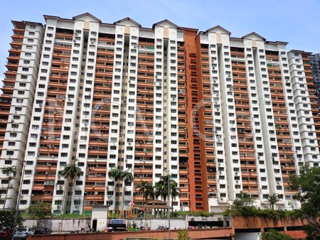 Apartment For Auction at Flora Damansara Apartment
