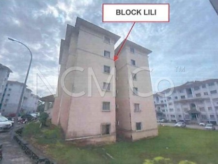 Apartment For Auction at Residensi Warnasari 3