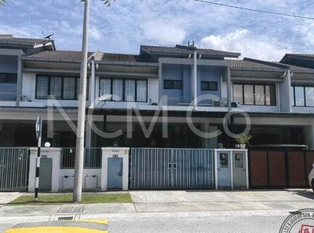 Terrace House For Auction at M Aruna