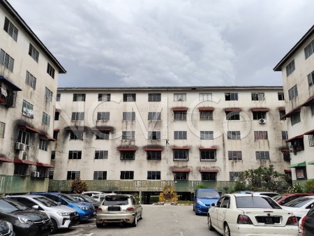 Apartment For Auction at Kenanga Apartment