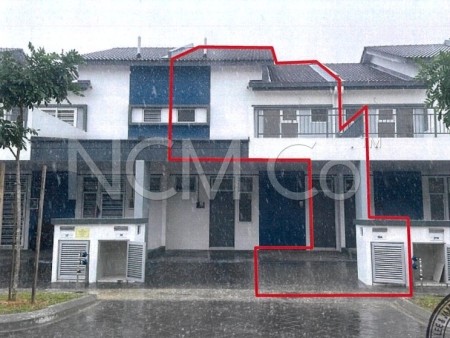 Terrace House For Auction at Kita Mekar