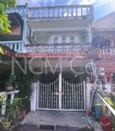 Terrace House For Auction at Kampung Medan