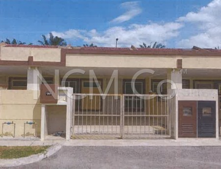 Terrace House For Auction at Taman Bayu Indera