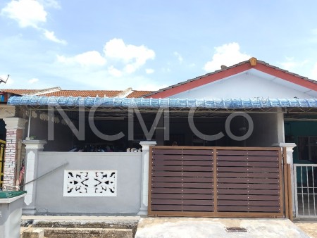 Terrace House For Auction at Taman Pinggiran Felda