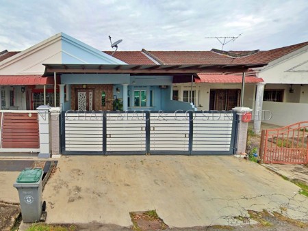 Terrace House For Auction at Taman Merdeka