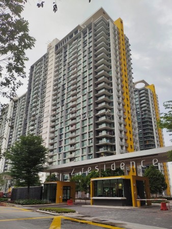 Condo For Auction at The Z Residence