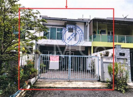 Terrace House For Auction at Hill Park