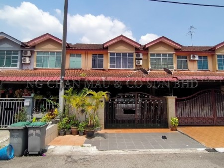 Terrace House For Auction at Taman Scientex