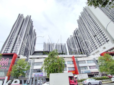 Serviced Residence For Auction at Lakeville Residence